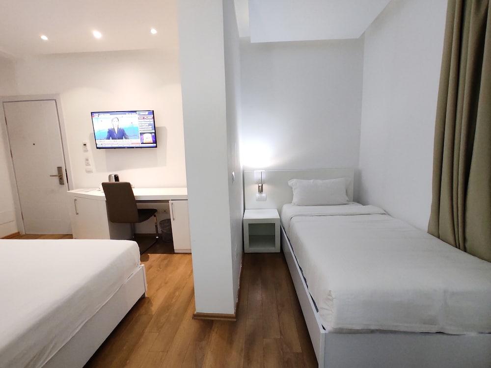 Prestige Resort Durres Qerret Esterno foto