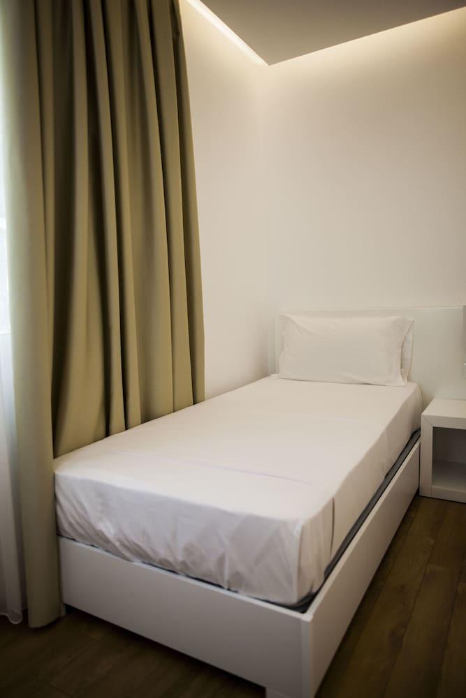 Prestige Resort Durres Qerret Esterno foto